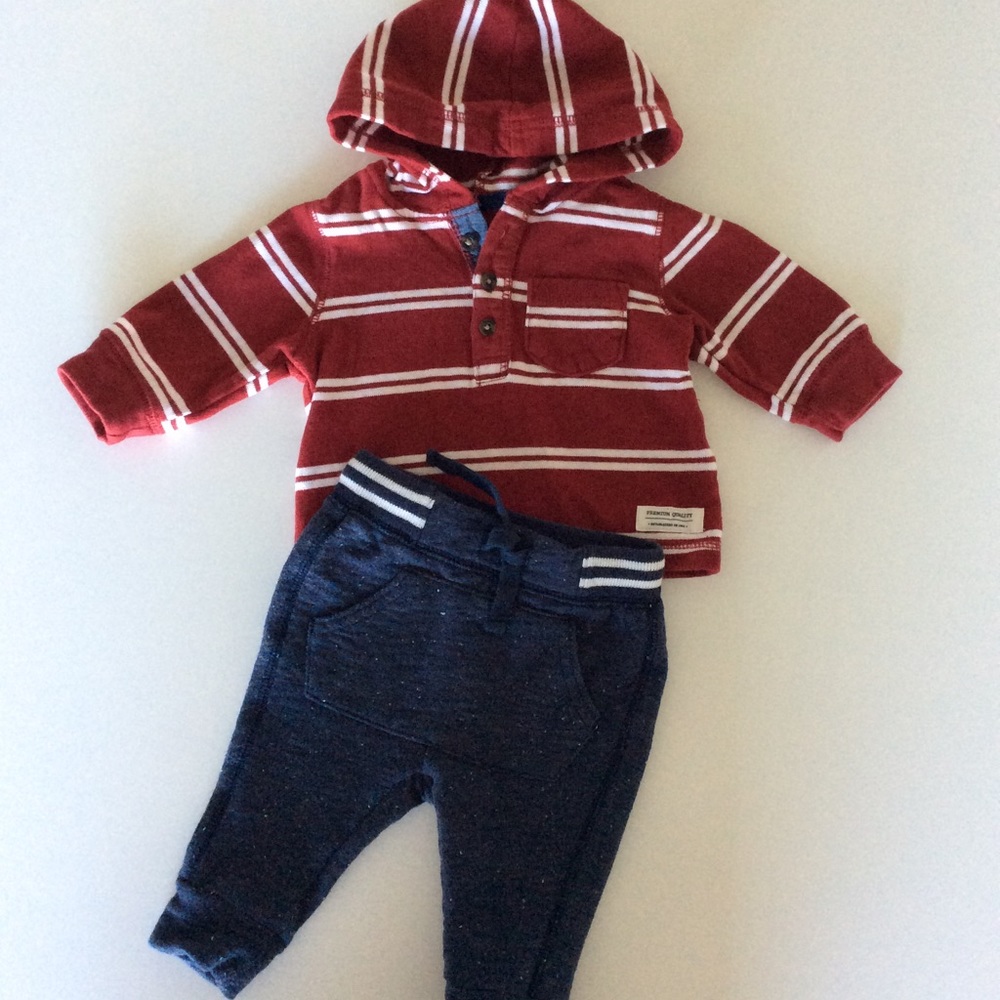 $5 BUNDLED Oshkosh + Carters | Baby Boy OUTFIT 3m